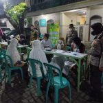 Gandeng Pengurus Masjid, Polda Jatim Gelar Vaksinasi Malam Capai Ribuan Dosis