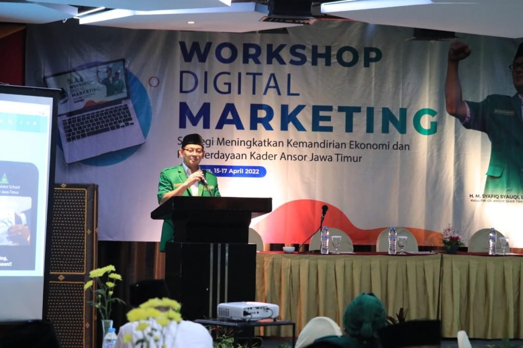 Usung Konsep Kemandirian Ekonomi, Kader Ansor Jatim Ngaji Digital Marketing H Syafiq Syauqi, Lc, Ketua PW GP Ansor Jawa Timur dalam acara workshop digital marketing