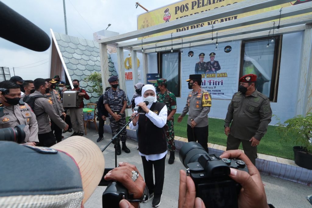 Pastikan Keamanan Pemudik, Forkopimda Jatim Tinjau Rest Area Ngawi Forkopimda Jawa Timur melakukan pengecekan di Posko Pengamanan (Pos Pam), dan Posko Pelayanan (Pos Yan), yang berada di Rest Area KM 575 A Ngawi