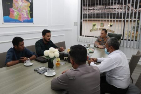 Perkuat Harkamtibnas, Kapolres Malang Ajak HMI Cabang Malang Bersinergi Kapolres Malang bersama Pengurus HMI Cabang Malang