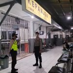 Antisipasi Kriminalitas, Satsamapta Polres Malang Patroli di Stasiun Kepanjen