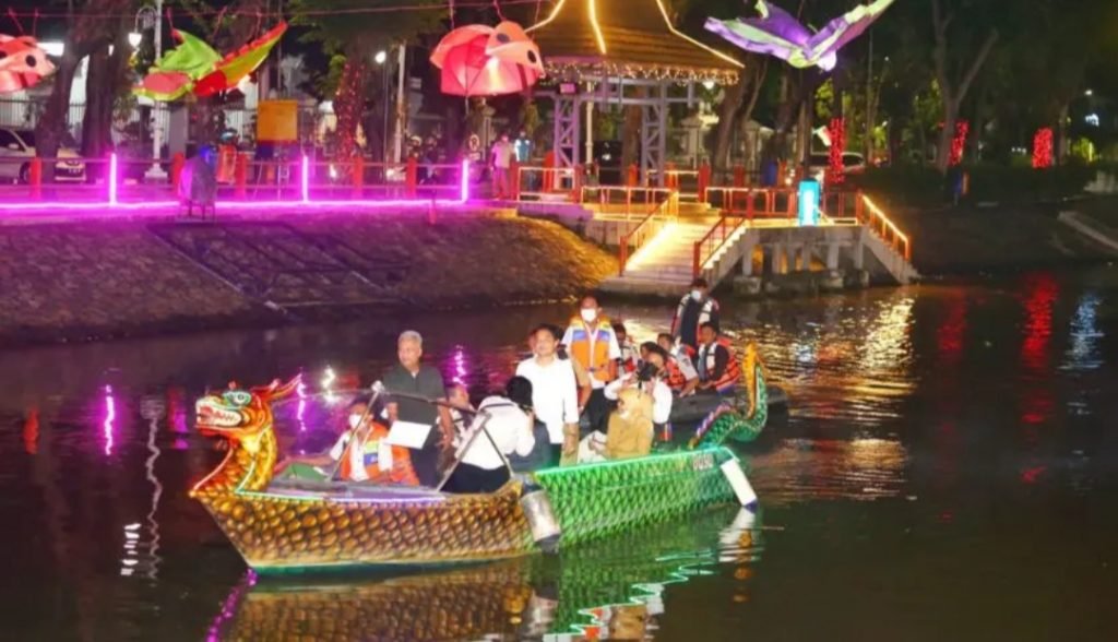 Wisata Lokal Sungai Kalimas Tawarkan Nuansa Romantis Ala Venezia Sungai Kalimas Surabaya akan dijadikan wisata romantis / Diskominfo Kota Surabaya