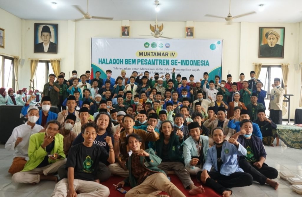 Viral Video Kebangkitan Khilafah, BEM Pesantren: Harus Tegas Menghapusnya BEM Pesantren Se-Indonesia tanggapi video viral kebangkitan khilafah