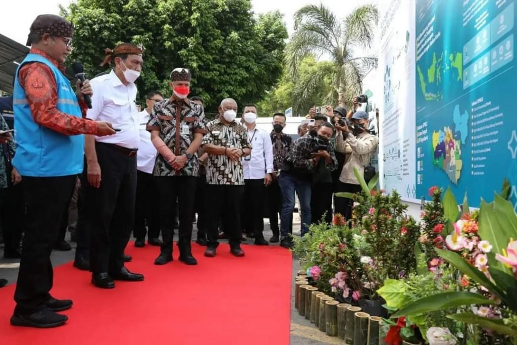 Jangan Keliru, Soal Tiket Candi Borobudur Rp 750.000, Ini Penjelasannya Peresmian Borobudur sebagai destinasi wisata ramah lingkungan dilakukan oleh Menko Marinves, Luhut Binsar Pandjaitan di kompleks Candi Borobudur, Sabtu (4/6).