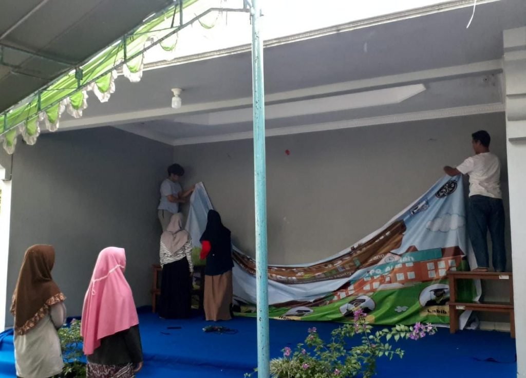 Potret Persiapan Wisuda Santri TPQ Al-Falah Potret persiapan wisuda santri TPQ Al Falah