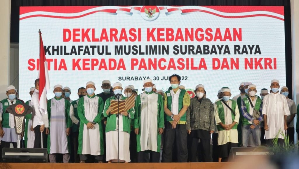 Khilafatul Muslimin Surabaya Raya Deklarasi Setia pada Pancasila dan NKRI Deklarasi Kebangsaan Khilafatul muslimin setia kepada Pancasila dan NKRI disaksikan Forkopimda Jawa Timur