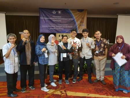 12 Dosen UPI Ikuti Pelatihan Penulisan Deskripsi Permohonan Paten 2022 12 Dosen di Universitas Pendidikan Indonesia ikuti pelatihan penulisan deskripsi permohonan paten tahun 2022