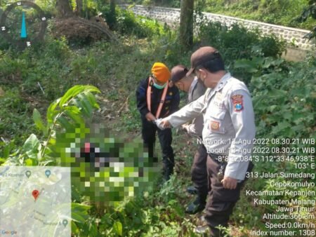 Polsek Kepanjen Evakuasi Segera Korban Tertabrak Kereta Api Kapolsek Kepanjen Kompol Sri Widyaningsih bersama Panit Reskrim Polsek Kepanjen Ipda Winarto dan BPBD Kabupaten Malang berhasil mengevakuasi Korban tertabrak Kereta Api di Jalur rel Kereta Api Jalan Sumedang