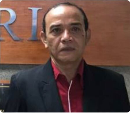 AWDI Apresiasi Kinerja Polda Jatim Berantas Mafia Judi Ketua Umum Asosiasi Wartawan Demokrasi Indonesia (AWDI) Budi Wahyudin