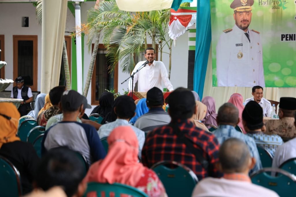 Hore!, Warga Kota Probolinggo Bisa Gunakan Mobil Dinas Wali Kota untuk Akad Nikah Wali Kota Probolinggo, Habib Hadi dalam Pembinaan dalam rangka peningkatan kapasitas SDM serta pemberian reward / kominfo Pemkot Probolinggo