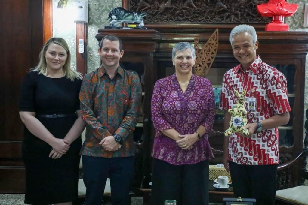 Jateng-Australia Perkuat Kerjasama Sektor Pendidikan dan Kesehatan di Karimunjawa Pemprov Jateng memperkuat kerjasama di bidang kesehatan, pendidikan dan ekonomi dengan Australia / Dok. Pemprov Jateng