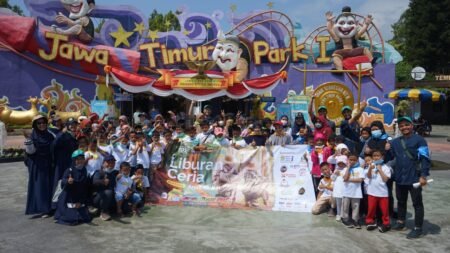 Petualangan Muharram, YDSF Ajak Puluhan Anak Liburan Ceria Di Jatim Park 1 Yayasan Dana sosial Al Falah (YDSF) Malang menggelar agenda Liburan Ceria Bersama Anak Hebat dalam rangkaian kegiatan yang bertemakan Petualangan Muharram