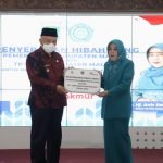 Pemkab Malang Serahkan Dana Hibah pada Tim Penggerak PKK
