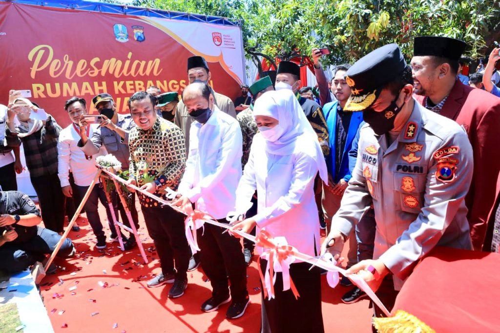 Forkopimda Jawa Timur Resmikan Rumah Kebangsaan Forum Komunikasi Pimpinan Daerah (Forkopimda) Jawa Timur meresmikan Rumah Kebangsaan Jawa timur di kawasan Jemursari VI no.1, Surabaya, Selasa (13/9/2022) siang
