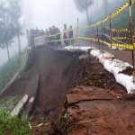 Talud Jalan di Desa Argosari Lumajang Ambrol, Masyarakat Diimbau Berhati-hati
