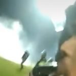 Fakta Baru, Viral Suporter Memohon Polisi Tak Tembak Gas Air Mata