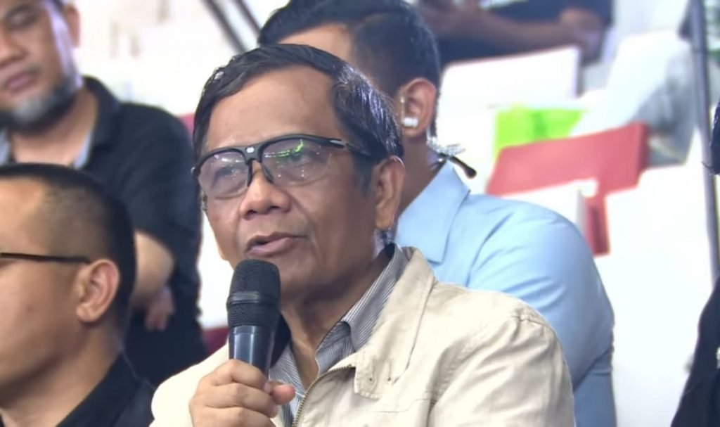 Mahfud MD Sebut PSSI Sulit Disentuh karena Aturan FIFA Menteri Koordinator Bidang Politik, Hukum, dan HAM (Menko Polhukam) Mahfud MD / tangkapan layar kanal YouTube Najwa Shihab
