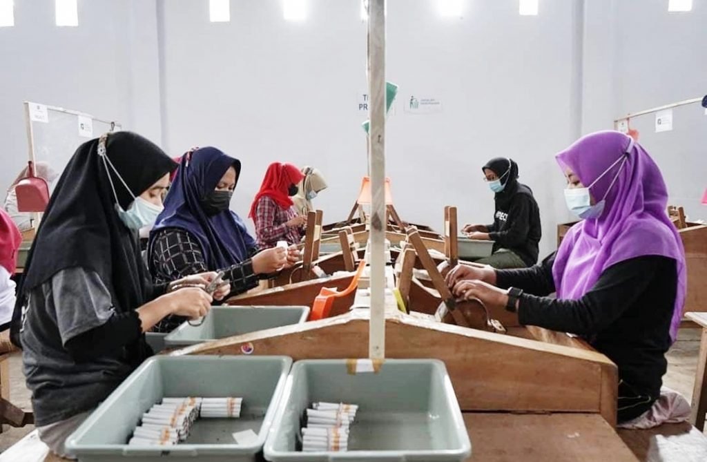 Pemkab Lumajang Bakal Salurkan BLT DBHCHT pada 7.000 Lebih Penerima Manfaat Bantuan Langsung Tunai alokasi Dana Bagi Hasil Cukai Hasil Tembakau (DBHCHT) / Kominfo-lmj/Fd