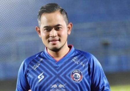 Buntut Tragedi Kanjuruhan, Juragan 99 Mundur Sebagai Presiden Arema FC Presiden Arema FC Gilang Widya Pramana atau Juragan 99 / Istimewa