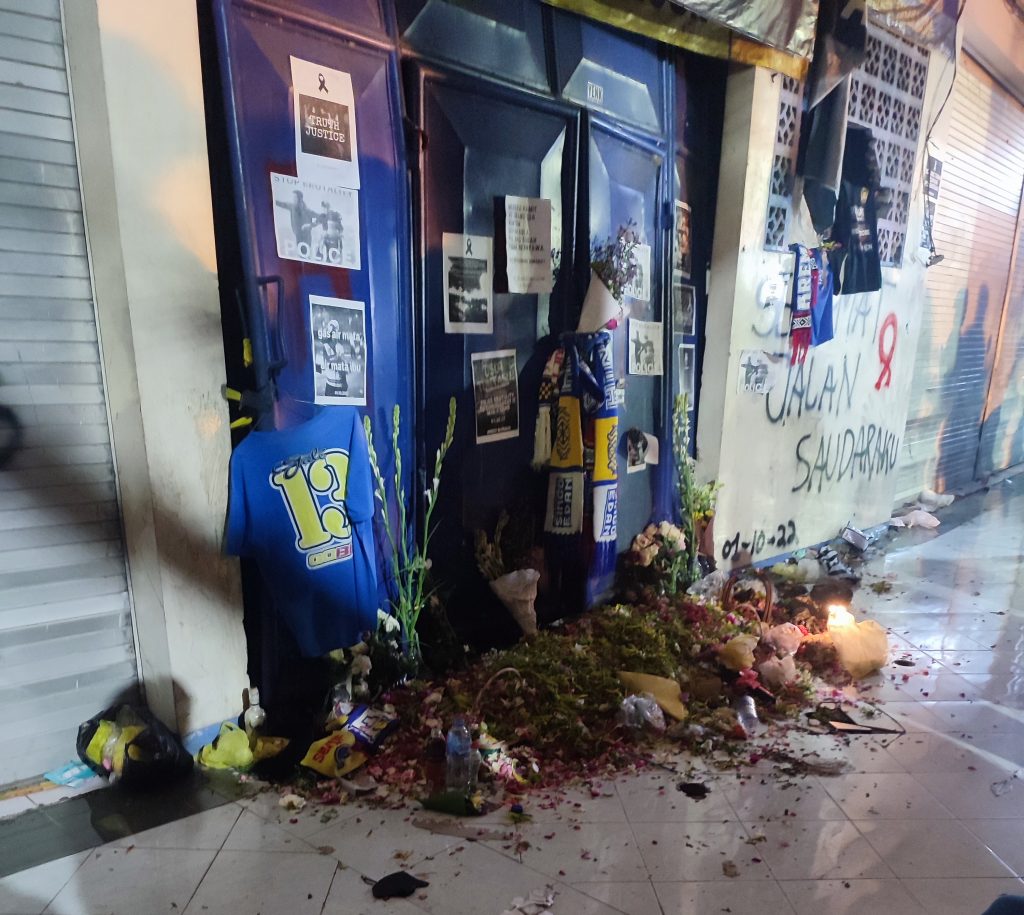 Bertambah Satu, Korban Meninggal Dunia Tragedi Kanjuruhan Menjadi 133 Orang Gate 13 Stadion Kanjuruhan Malang / dok. Wartacakrawala