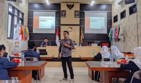 Ini 7 Daerah Pemilihan Kabupaten Malang, Simak Selengkapnya Anggota KPU Kabupaten Malang Marhaendara Pramudya Mahardika / dok. KPU