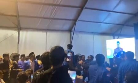 Muspimnas PB PMII Ricuh, Kursi Beterbangan Kericuhan Muspimnas PB PMII di Tulungagung/ tangkapan layar