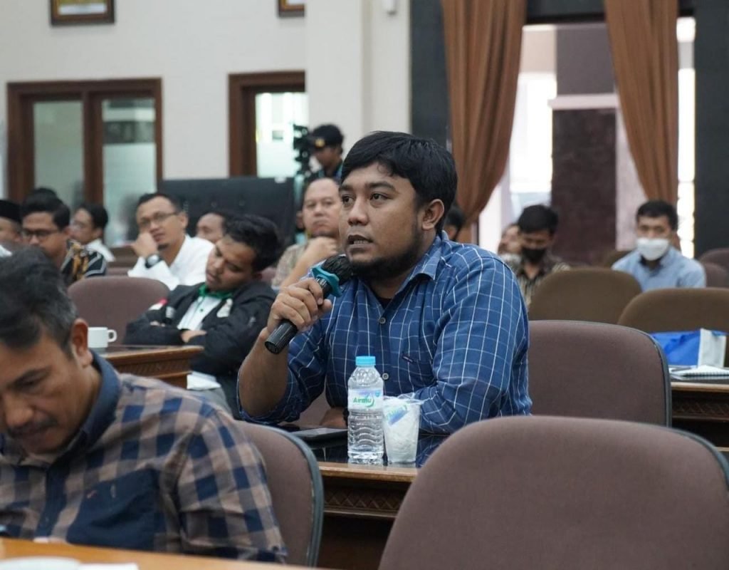 Islam Tradisional dan Keterbukaan Sosial Ahmad Dahri, Alumni SKK ASM Ke-4, Pengurus Lesbumi NU Kab Malang