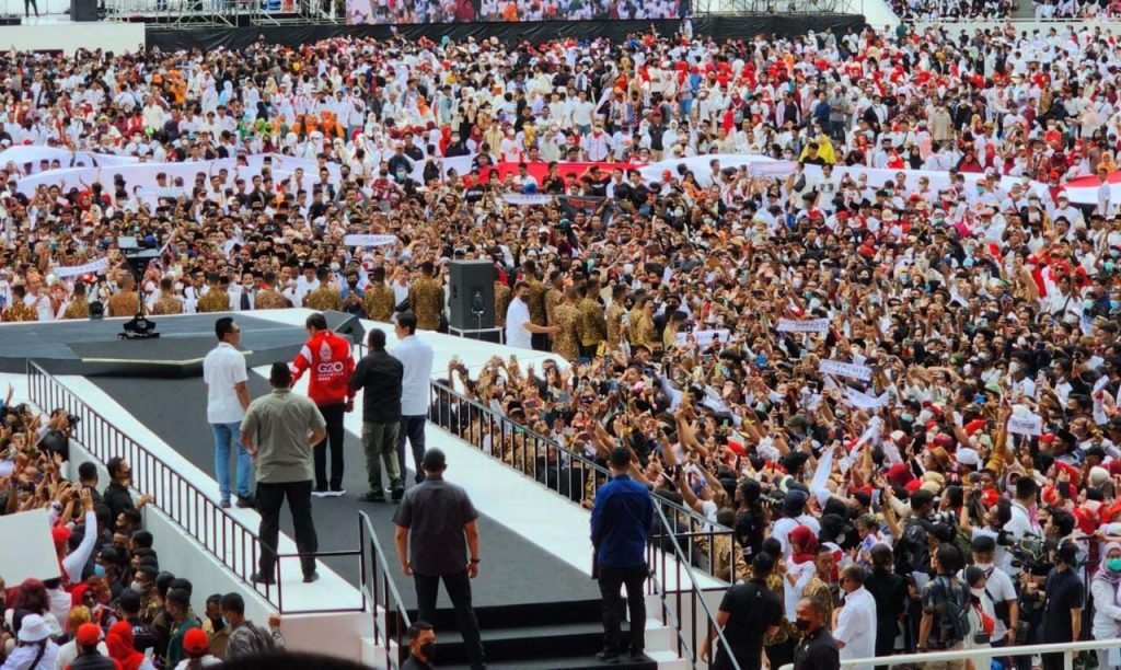 Kriteria Pemimpin 2024 Ala Jokowi, Berambut Putih Presiden Jokowi dalam acara silaturahmi nasional "Nusantara Bersatu" yang digelar oleh gabungan Relawan Jokowi / twitter