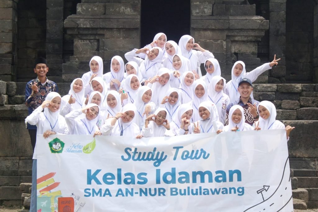 Studi Lapang Sebagai Ajang Memperluas Wawasan Siswa Kelas Idaman SMA An Nur Studi Lapangan Kelas Idaman SMA An Nur Bululawang