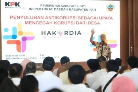 Ngobrol Bareng ‘Petinggi’, Ganjar Ingin Pati Pelopori Desa Antikorupsi se Kabupaten Gubernur Jawa Tengah Ganjar Pranowo dalam penyuluhan antikorupsi Kabupaten Pati / dok. Pemprov Jateng