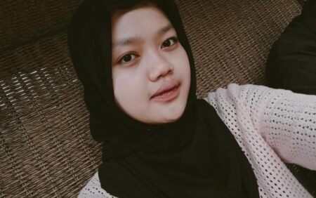 Menulis Bagian dari Hidupku Thanisa Firda Yahdi