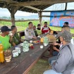 Serap Aspirasi, Kapolsek Karangploso Laksanakan Jumat Curhat