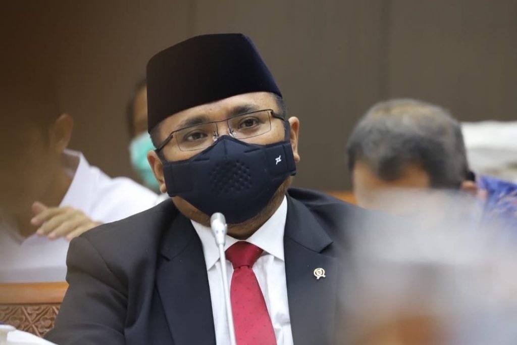 Sah, Pemerintah Tetapkan Biaya Haji 2023 Sebesar Rp 49,8 Juta Yaqut Cholil Qoumas Menteri Agama di gedung DPR RI / twitter Yaqut Cholil Qoumas