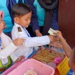 Kenalkan Mata Uang, Mahasiswa PMM UMM Luncurkan Program Market Day