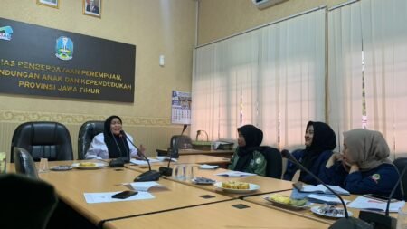 Kawal Isu Perempuan, BEM PTNU Jatim Lakukan Audiensi & Diskusi Bersama DP3AK Audiensi dan diskusi BEM PTNU Jatim bersama Dinas Perempuan, Perlindungan Anak dan Kependudukan (DP3AK) Jatim / ist