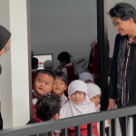 Mahasiswa PMM UMM Ajak Siswa TK Belajar Desain Grafis