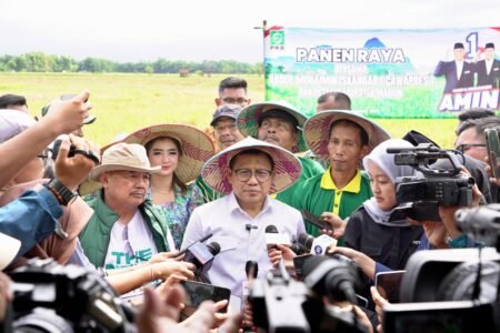 Dapat Keluhan Pasokan Solar, Gus Imin Siapkan Skema Distribusi ke Petani Dapat Keluhan Pasokan Solar, Gus Imin Siapkan Skema Distribusi ke Petani