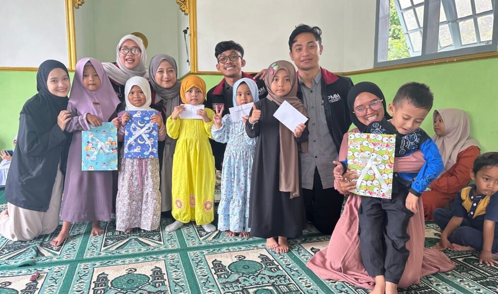 Usung Program Kolaborasi, Mahasiswa PMM UMM Sukses Menggaet Simpati Masyarakat Pmm umm paud bina mandiri