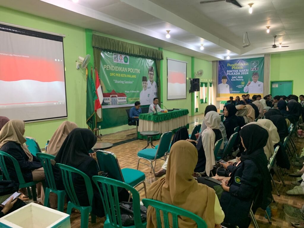 Pendidikan Politik “Sharing Session” di DPC PKB Kota Malang Sharing Session Pendidikan Politik Mhs UIN Maulana Malik Ibrahim Malang