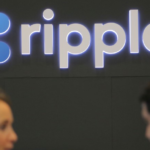 AI Grok Membahas Mana yang Lebih Menjanjikan antara Solana dan XRP di 2025