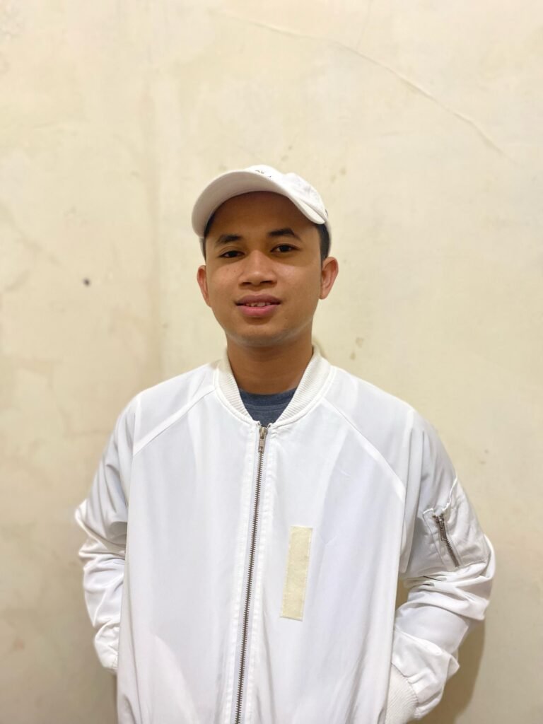 Menyoal Akhlak: Slogan, Sistem, dan Citra Palsu Penulis: Hendra Jaya Dewan Syuro Aktivis Peneleh. Jum'at, 28 Februari 2025