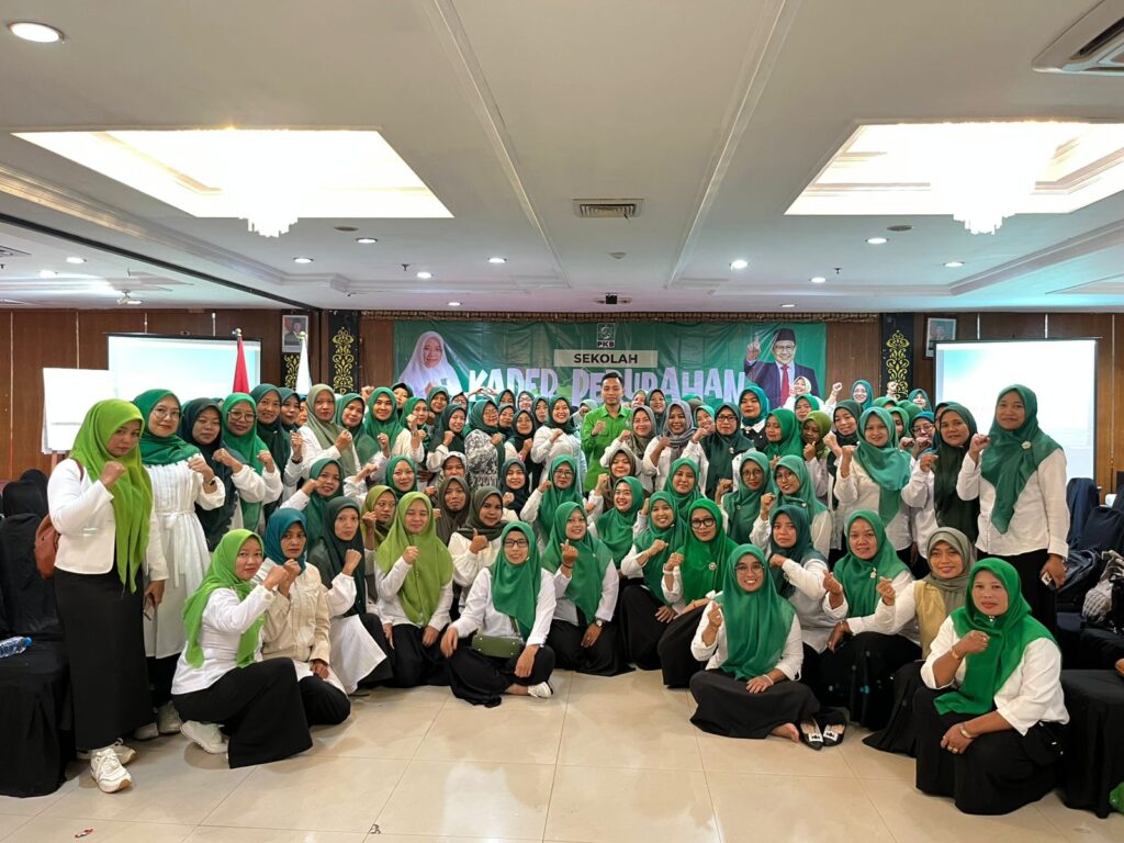 Gelar Sekolah Kader Perubahan, Hikmah Bafaqih Tekankan Pentingnya Kesadaran Politik dari Akar Rumput Gelar Sekolah Kader Perubahan, Hikmah Bafaqih Tekankan Pentingnya Kesadaran Politik dari Akar Rumput