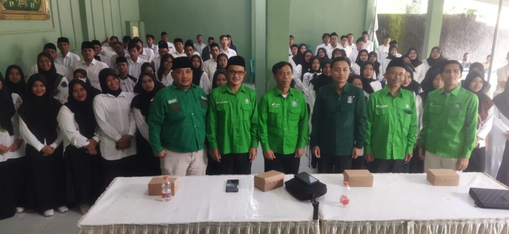Aleg PKB Gelar SKP di Turen, Siapkan Generasi Muda sebagai Kader Masa Depan Aleg PKB Gelar SKP di Turen, Siapkan Generasi Muda sebagai Kader Masa Depan
