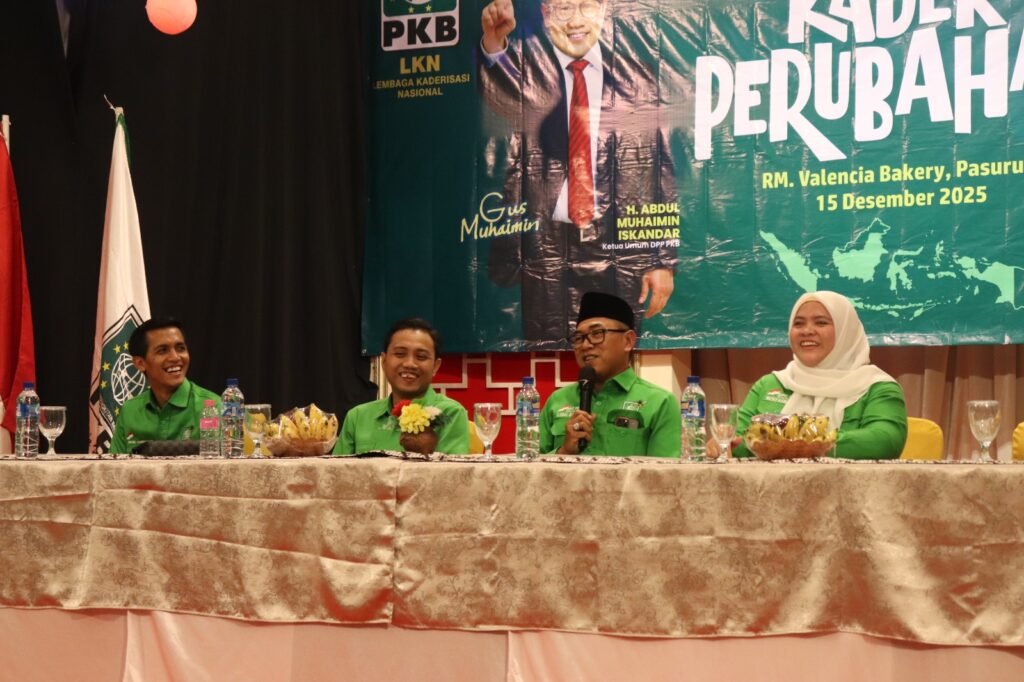 Sekolah Kader Perubahan PKB Digelar di Kota Pasuruan, Perkuat Militansi dan Kapasitas Kader Muda Sekolah Kader Perubahan PKB Digelar di Kota Pasuruan oleh Hj. Rizky Asmarani Hasani Putri, pada Senin, 15 Desember 2025