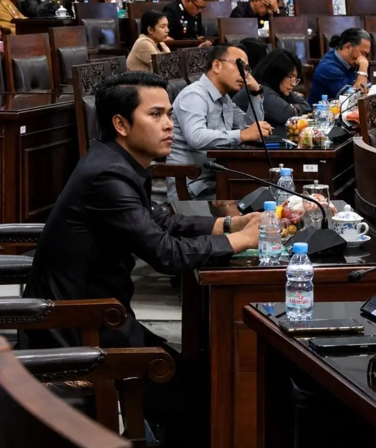 Fraksi PKB DPRD Kota Malang Perjuangkan Insentif Rt/RW Naik Hingga 100% Fraksi PKB DPRD Kota Malang Perjuangkan Insentif Rt/RW Naik Hingga 100%
