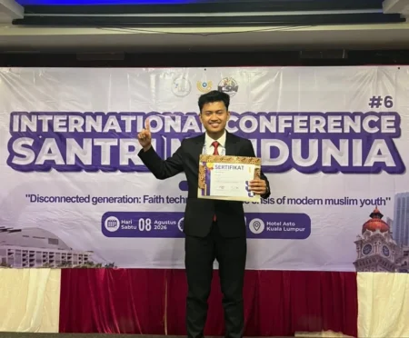 Santri Raudlatul Ulum 1 Ganjaran Ikuti ICSM Batch 6, Jelajahi Pendidikan di Tiga Negara Santri Raudlatul Ulum 1 Ganjaran Ikuti ICSM Batch 6, Jelajahi Pendidikan di Tiga Negara