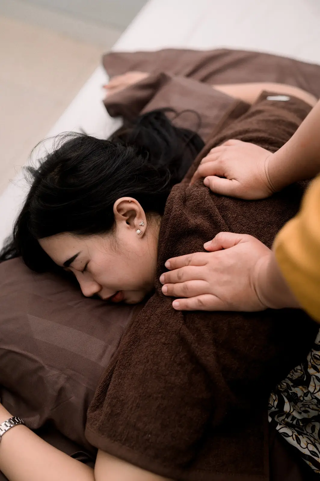 Menjawab Fenomena Burnout Pekerja Malang, Hasanah Massage Hadirkan Solusi Relaksasi Holistik untuk Gaya Hidup Sehat